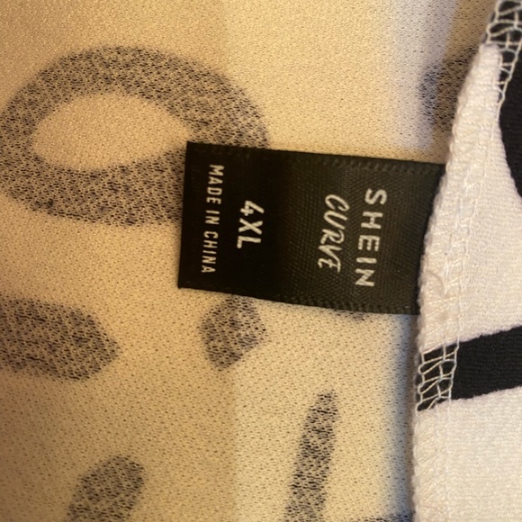 SHEIN Curve White Jacket with black Graphic Letters - Picture 14 of 14
